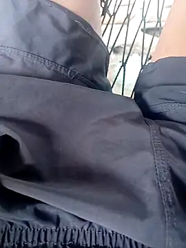 Snapshot of luisMigueloor chatting on April 7, 7:25 pm luisMigueloor online show from April 7, 7:25 pm