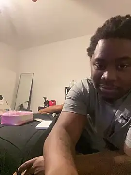 Snapshot of PSlayer30 chatting on February 6, 3:11 am PSlayer30 online show from February 6, 3:11 am