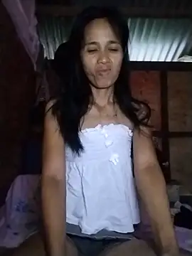 sweet maxine44 online show from May 22, 11:21 pm