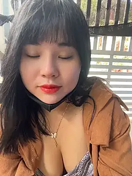 Lewd couple online show from May 17, 3:04 am