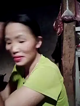 nhynhy11 online show from April 3, 2:04 pm