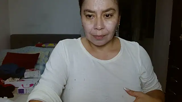 Snapshot of Karo_sexy chatting on December 31, 3:34 am Karo sexy online show from December 31, 3:34 am