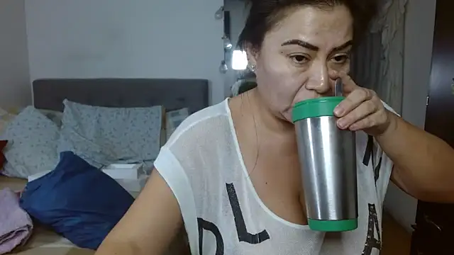 Snapshot of Karo_sexy chatting on March 4, 6:15 am Karo sexy online show from March 4, 6:15 am