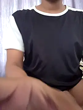 boyrir online show from February 6, 7:23 am