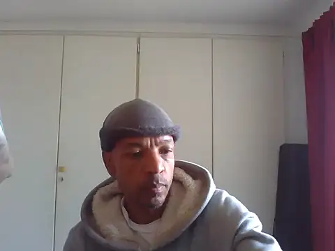 lavelle26 online show from April 2, 8:45 am