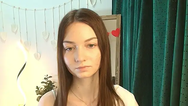 Snapshot of Mellowink_ chatting on February 13, 8:54 am Mellowink online show from February 13, 8:54 am