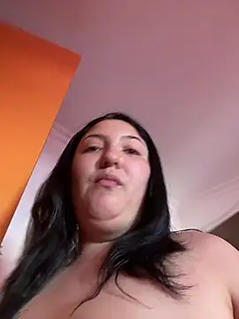 Amber Sinn online show from May 10, 2:22 pm
