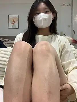 Rin-yiyi online show from February 12, 8:15 pm