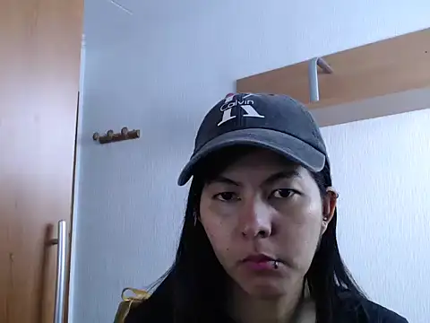 Snapshot of ZeforAitanna chatting on March 23, 12:42 pm ZeforAitanna online show from March 23, 12:42 pm