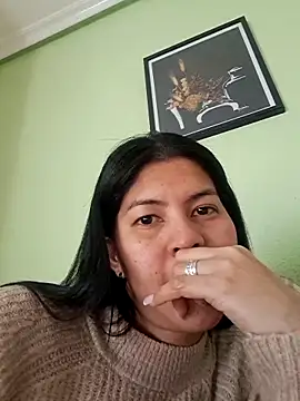 Snapshot of ZeforAitanna chatting on March 28, 4:06 pm ZeforAitanna online show from March 28, 4:06 pm