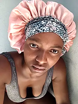 HotCaramela online show from February 7, 11:36 am