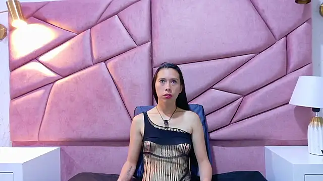 kimberlypink  online show from February 12, 11:27 am