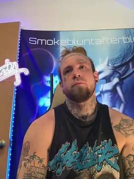 Smokebluntafterblunt online show from February 22, 5:22 pm