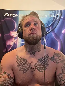 Smokebluntafterblunt online show from May 19, 1:11 am
