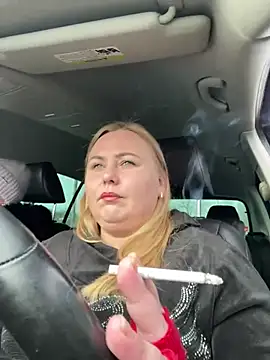 Snapshot of Mommy-girl-Lola chatting on March 4, 6:41 am Mommy-girl-Lola online show from March 4, 6:41 am