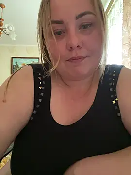 Mommy-girl-Lola online show from May 15, 10:11 am