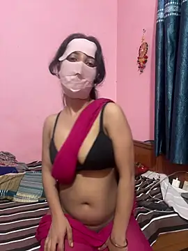Snapshot of Hello_Priya16 chatting on July 21, 7:05 pm Hello Priya16 online show from July 21, 7:05 pm