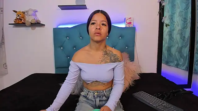 Sandy ass 69  online show from February 27, 9:37 pm