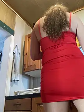 Midnight Munch online show from March 1, 3:25 pm