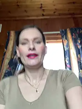 Snapshot of Midnight_Munch chatting on April 14, 7:47 am Midnight Munch online show from April 14, 7:47 am