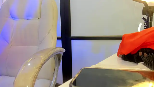 lorraineHunter online show from April 2, 12:03 pm