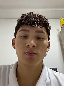 Snapshot of Andy_sunn chatting on February 8, 5:00 am Andy sunn online show from February 8, 5:00 am