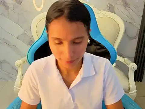 Cataleya23 a online show from March 24, 7:19 pm