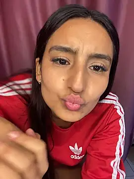 -BabyLuna online show from March 28, 9:53 am