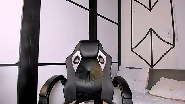 Abi sexxx1 online show from March 16, 8:13 pm