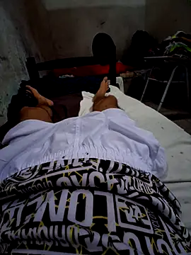 Snapshot of ReizinhoOh chatting on February 7, 10:08 am ReizinhoOh online show from February 7, 10:08 am