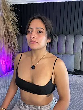 Nanda vixen  online show from May 16, 7:12 pm