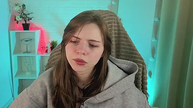 Snapshot of LesleySky chatting on March 4, 5:02 am LesleySky online show from March 4, 5:02 am