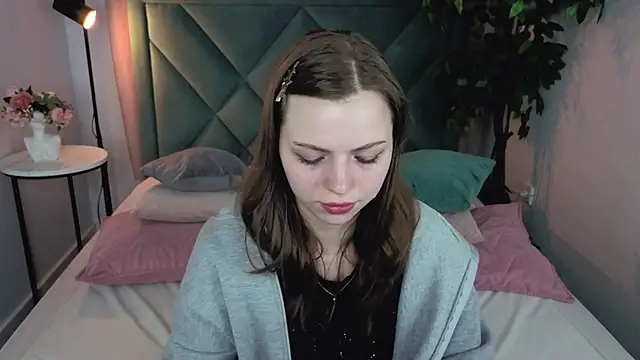 Snapshot of LesleySky chatting on March 8, 8:23 pm LesleySky online show from March 8, 8:23 pm