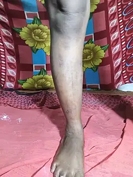 PRIYAGOYAL online show from July 4, 6:58 pm