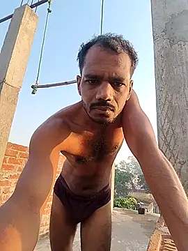 Daddyishere 19 online show from May 3, 12:49 am