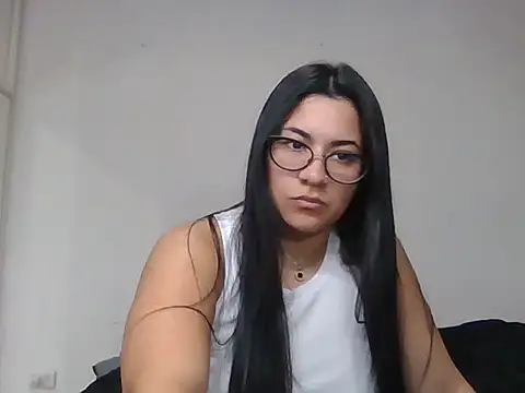 Snapshot of Agusgold22 chatting on March 17, 4:21 pm Agusgold22 online show from March 17, 4:21 pm