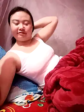 lisn-cute online show from April 27, 2:31 am