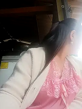 lisn-cute online show from April 30, 5:03 am
