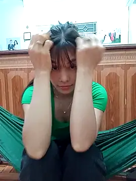 aiai220 online show from March 29, 12:05 pm