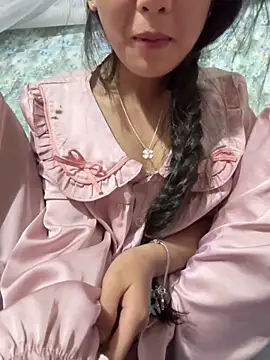 tenten110 online show from May 12, 3:42 pm