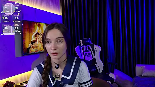 AnnyShore online show from March 2, 5:08 am