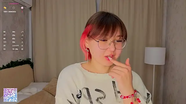 Snapshot of MarlysGuan chatting on February 9, 4:16 am MarlysGuan online show from February 9, 4:16 am