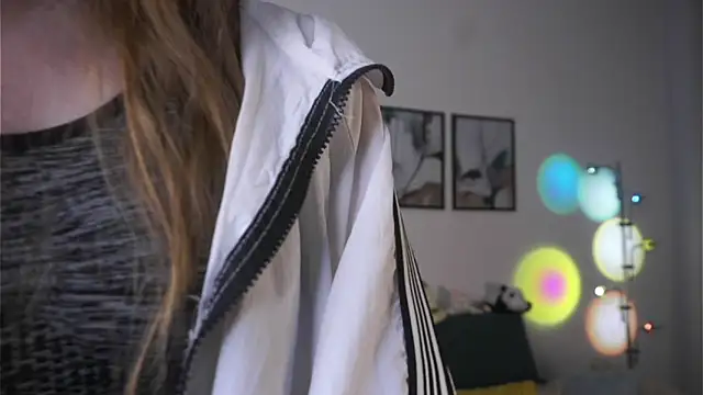 RicardaTomehak online show from February 11, 1:38 pm