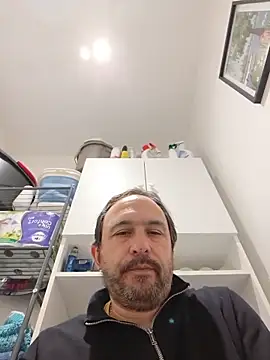 Luluberlu04 online show from May 13, 3:48 am