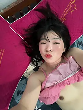 cuty lusy online show from May 13, 1:30 pm