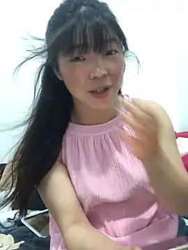 cuty lusy online show from May 17, 6:55 am