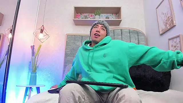 liam froid online show from February 10, 11:58 am