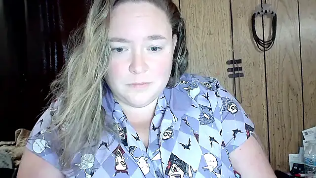 ladylynn13 online show from February 12, 7:09 pm