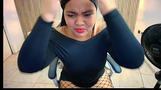 Maissa fayed online show from February 12, 2:28 am