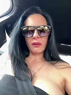 MiriamDelyn online show from May 19, 10:21 am